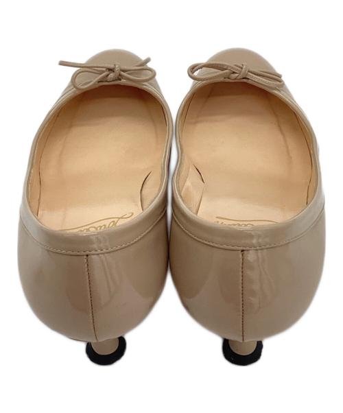 Christian Louboutin（クリスチャン・ルブタン）Christian Louboutin (クリスチャン・ルブタン) ヒールパンプス ベージュ サイズ:36の古着・服飾アイテム