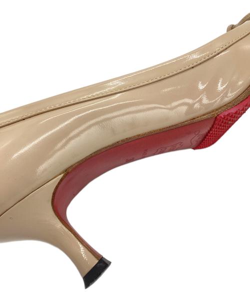 Christian Louboutin（クリスチャン・ルブタン）Christian Louboutin (クリスチャン・ルブタン) ヒールパンプス ベージュ サイズ:36の古着・服飾アイテム