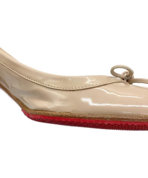 Christian Louboutin（クリスチャン・ルブタン）Christian Louboutin (クリスチャン・ルブタン) ヒールパンプス ベージュ サイズ:36の古着・服飾アイテム