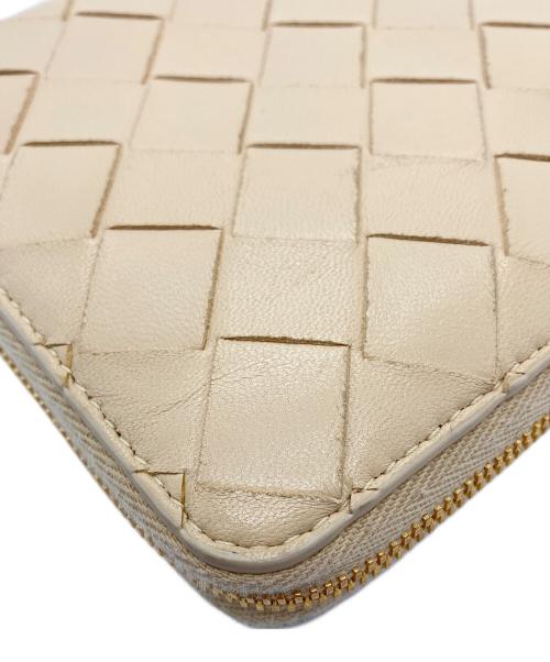 BOTTEGA VENETA（ボッテガベネタ）BOTTEGA VENETA (ボッテガベネタ) 2つ折り財布　イントレチャート ベージュの古着・服飾アイテム