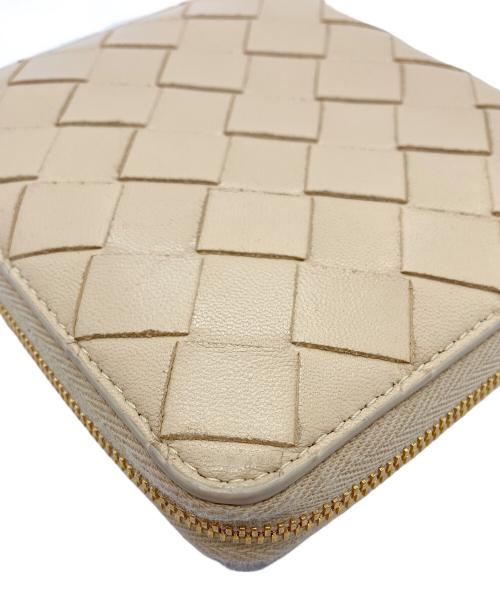 BOTTEGA VENETA（ボッテガベネタ）BOTTEGA VENETA (ボッテガベネタ) 2つ折り財布　イントレチャート ベージュの古着・服飾アイテム