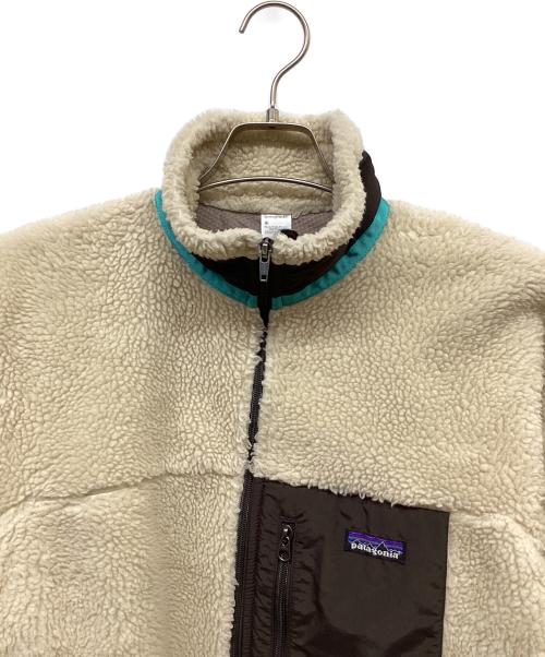 Patagonia（パタゴニア）Patagonia (パタゴニア) アウトドアウェア(ジャケット) アイボリー×ブラック サイズ:SIZE Sの古着・服飾アイテム