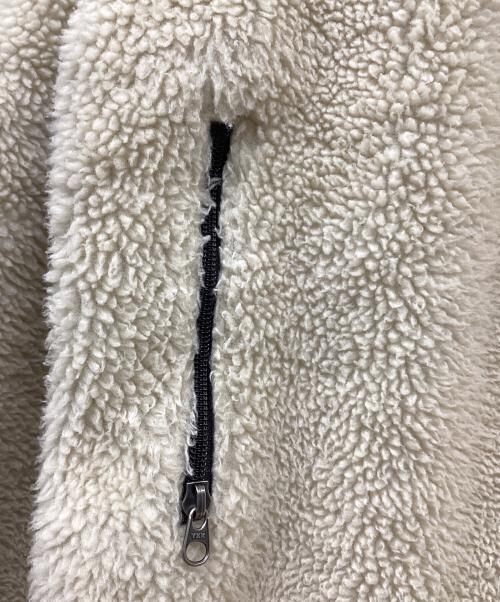 Patagonia（パタゴニア）Patagonia (パタゴニア) アウトドアウェア(ジャケット) アイボリー×ブラック サイズ:SIZE Sの古着・服飾アイテム