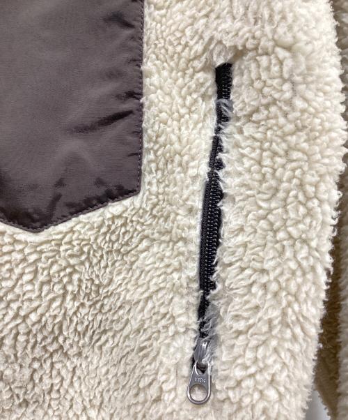 Patagonia（パタゴニア）Patagonia (パタゴニア) アウトドアウェア(ジャケット) アイボリー×ブラック サイズ:SIZE Sの古着・服飾アイテム