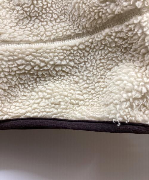 Patagonia（パタゴニア）Patagonia (パタゴニア) アウトドアウェア(ジャケット) アイボリー×ブラック サイズ:SIZE Sの古着・服飾アイテム