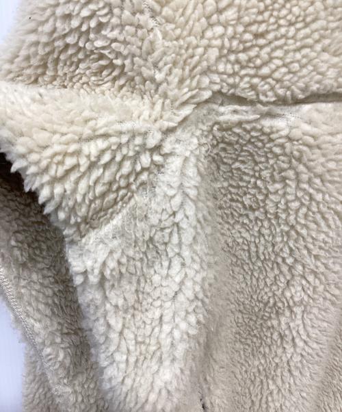 Patagonia（パタゴニア）Patagonia (パタゴニア) アウトドアウェア(ジャケット) アイボリー×ブラック サイズ:SIZE Sの古着・服飾アイテム
