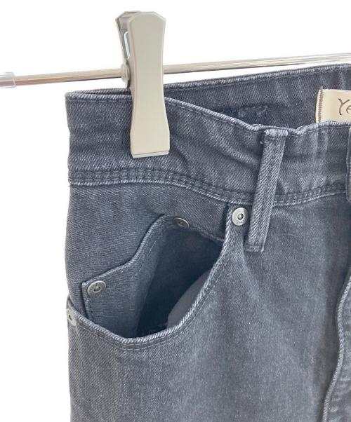 YANUK（ヤヌーク）YANUK (ヤヌーク) デニムパンツ ブラック サイズ:22の古着・服飾アイテム
