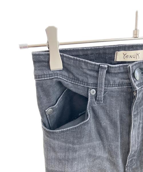 YANUK（ヤヌーク）YANUK (ヤヌーク) デニムパンツ ブラック サイズ:22の古着・服飾アイテム