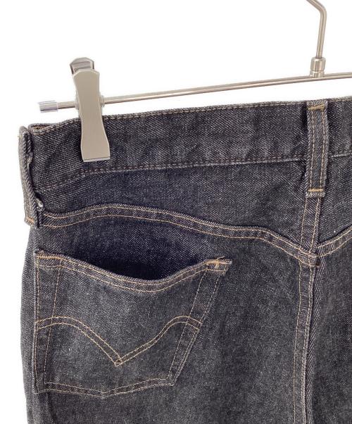 LEVI'S（リーバイス）LEVI'S (リーバイス) デニムパンツ ブラック サイズ:31の古着・服飾アイテム