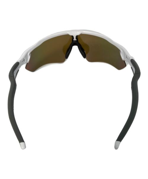 OAKLEY（オークリー）OAKLEY (オークリー) サングラス ホワイトの古着・服飾アイテム