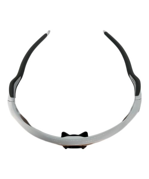 OAKLEY（オークリー）OAKLEY (オークリー) サングラス ホワイトの古着・服飾アイテム