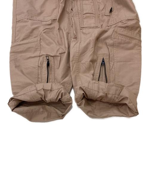 CARTER INDUSTRIES,INC（カーター・インダストリーズ）CARTER INDUSTRIES,INC (カーター・インダストリーズ) パイロットカバーオール　CWU-27/P ライトブラウン サイズ:42の古着・服飾アイテム