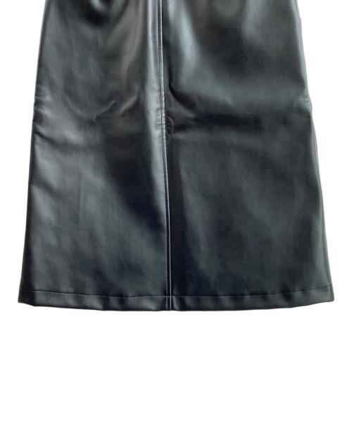 BLACK COMME des GARCONS（ブラックコムデギャルソン）BLACK COMME des GARCONS (ブラックコムデギャルソン) フェイクレザースカート ブラック サイズ:XSの古着・服飾アイテム