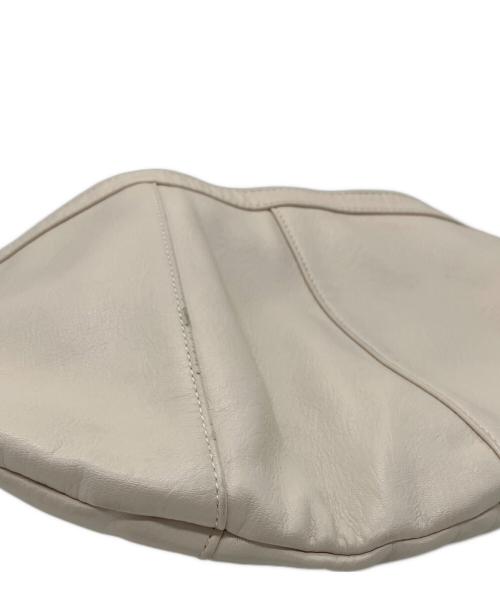 OHOTORO（オオトロ）OHOTORO (オオトロ) vessel bag ホワイトの古着・服飾アイテム