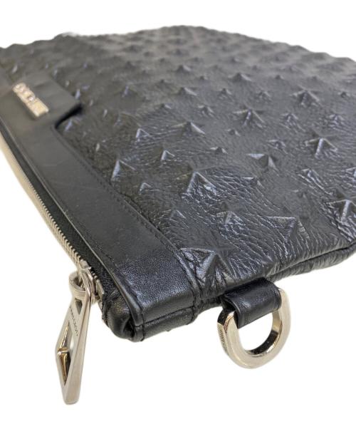 JIMMY CHOO（ジミーチュウ）JIMMY CHOO (ジミーチュウ) クラッチバッグ ブラックの古着・服飾アイテム