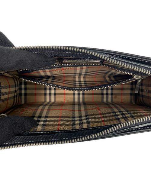 BURBERRY（バーバリー）BURBERRY (バーバリー) クラッチバッグ ブラックの古着・服飾アイテム