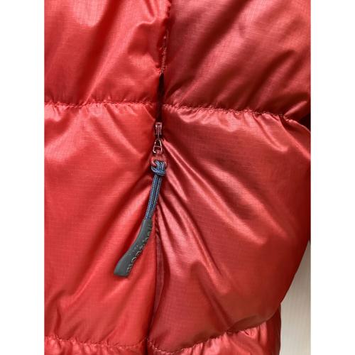 mont-bell（モンベル）mont-bell (モンベル) アルパインダウン パーカ レッド サイズ:SIZE XLの古着・服飾アイテム