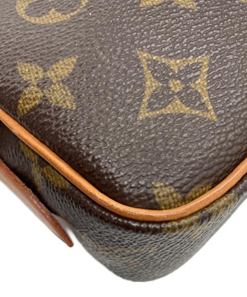 LOUIS VUITTON（ルイ ヴィトン）LOUIS VUITTON (ルイ ヴィトン) ショルダーポーチ　マルリーバンドリエール ブラウンの古着・服飾アイテム