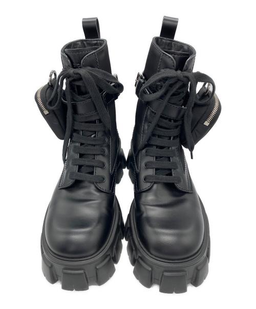 PRADA（プラダ）PRADA (プラダ) モノリス ポーチ付 レザーx Re-Nylon コンバットブーツ ブラック サイズ:7 1/2の古着・服飾アイテム