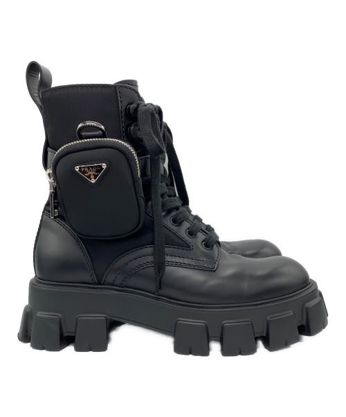 PRADA（プラダ）PRADA (プラダ) モノリス ポーチ付 レザーx Re-Nylon コンバットブーツ ブラック サイズ:7 1/2の古着・服飾アイテム