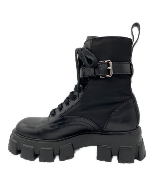 PRADA（プラダ）PRADA (プラダ) モノリス ポーチ付 レザーx Re-Nylon コンバットブーツ ブラック サイズ:7 1/2の古着・服飾アイテム