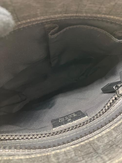 GUCCI（グッチ）GUCCI (グッチ) ショルダーバッグ ブラックの古着・服飾アイテム