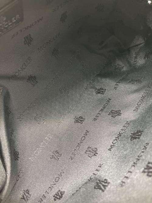 MONCLER（モンクレール）MONCLER (モンクレール) キルティングビューティーケース ブラックの古着・服飾アイテム