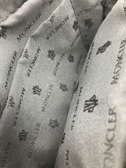 MONCLER（モンクレール）MONCLER (モンクレール) キルティングビューティーケース ブラックの古着・服飾アイテム
