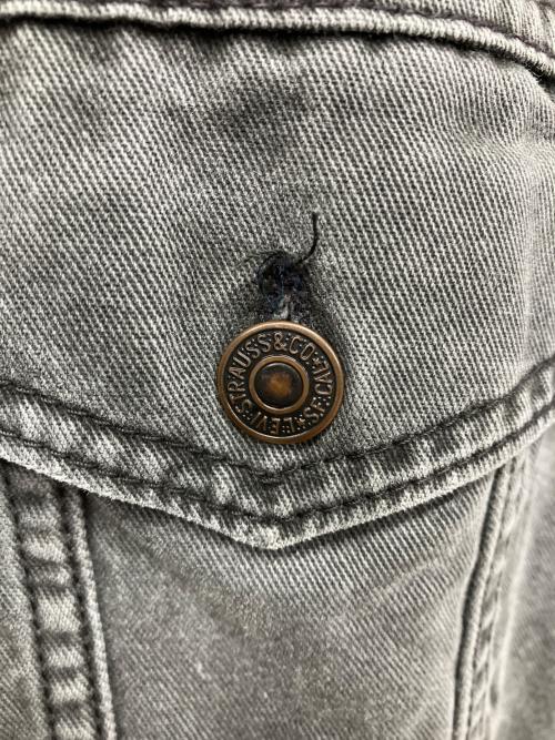 LEVI'S（リーバイス）LEVI'S (リーバイス) デニムジャケット グレー サイズ:Lの古着・服飾アイテム