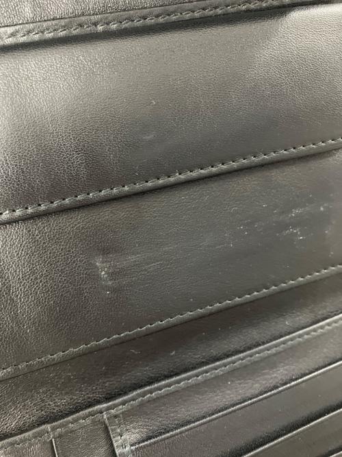 GUCCI（グッチ）GUCCI (グッチ) 2つ折り財布 ブラックの古着・服飾アイテム