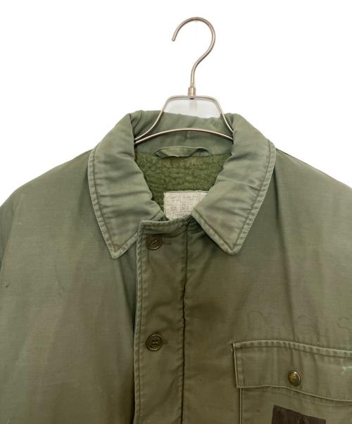 U'S NAVY（ユーエスネイビー）U'S NAVY (ユーエスネイビー) A-2デッキ ジャケット オリーブ サイズ:不明の古着・服飾アイテム