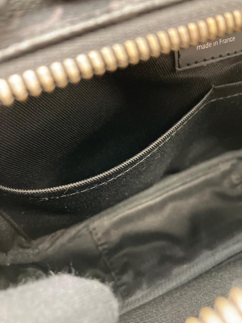 LOUIS VUITTON（ルイ ヴィトン）LOUIS VUITTON (ルイ ヴィトン) バッグ ブラックの古着・服飾アイテム