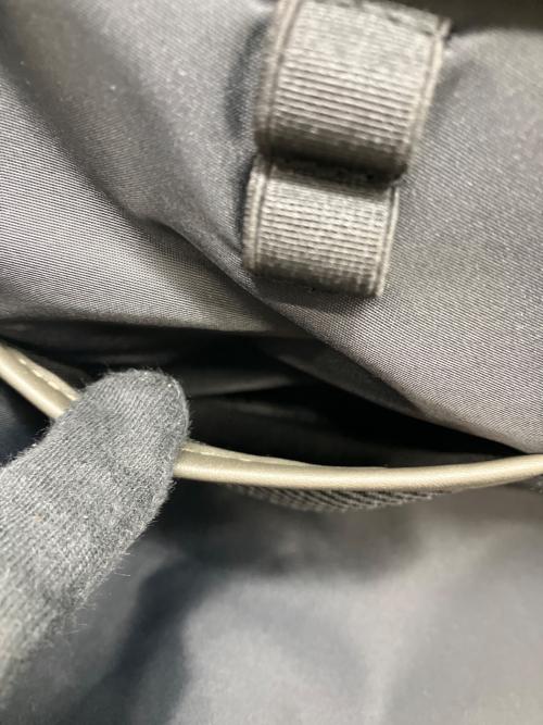 ERMENEGILDO ZEGNA（エルメネジルド・ゼニア）ERMENEGILDO ZEGNA (エルメネジルド・ゼニア) ナイロンリュック オリーブの古着・服飾アイテム
