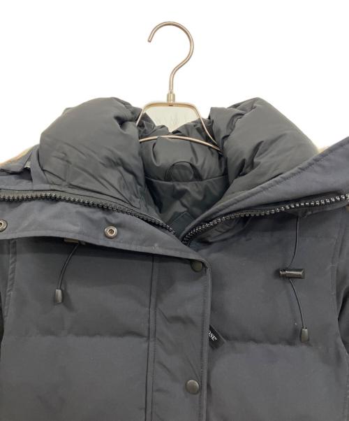 CANADA GOOSE（カナダグース）CANADA GOOSE (カナダグース) ダウンコート ネイビー サイズ:Mの古着・服飾アイテム