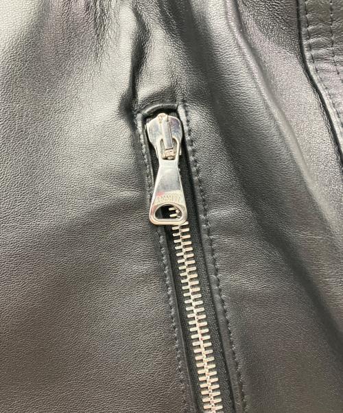 EMMETI（エンメティ）EMMETI (エンメティ) レザーショートパンツ ブラック サイズ:48の古着・服飾アイテム
