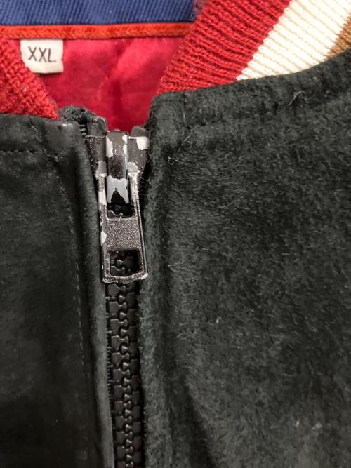 JEFF HAMILTON（ジェフハミルトン）JEFF HAMILTON (ジェフハミルトン) スタジャン ブラック×レッド サイズ:XXLの古着・服飾アイテム