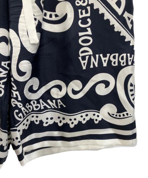 DOLCE & GABBANA（ドルチェ＆ガッバーナ）DOLCE & GABBANA (ドルチェ＆ガッバーナ) ハーフパンツ ネイビー×ホワイト サイズ:46の古着・服飾アイテム