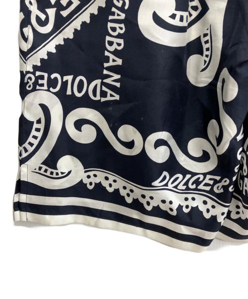 DOLCE & GABBANA（ドルチェ＆ガッバーナ）DOLCE & GABBANA (ドルチェ＆ガッバーナ) ハーフパンツ ネイビー×ホワイト サイズ:46の古着・服飾アイテム