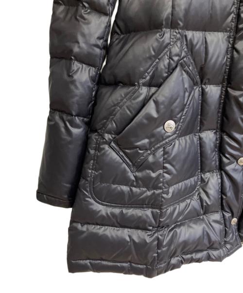 BURBERRY BLUE LABEL（バーバリー ブルー レーベル）BURBERRY BLUE LABEL (バーバリー ブルー レーベル) ダウンコート ネイビー サイズ:40の古着・服飾アイテム