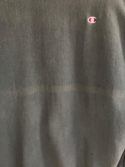 Champion REVERSE WEAVE（チャンピオン リバース ウィーブ）Champion REVERSE WEAVE (チャンピオン リバース ウィーブ) スウェット オリーブ サイズ:X-LARGEの古着・服飾アイテム