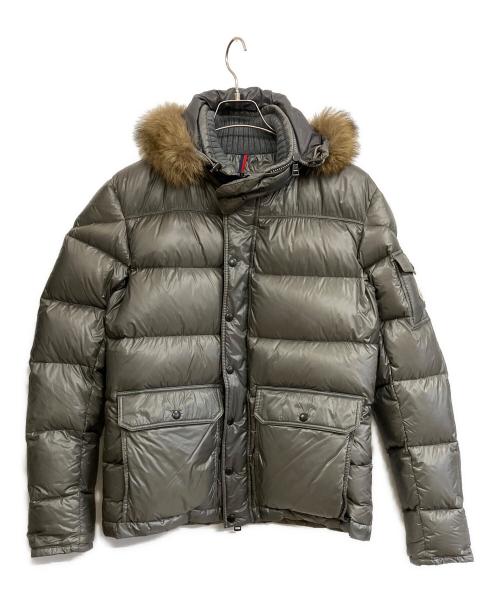 MONCLER（モンクレール）MONCLER (モンクレール) ダウンジャケット グレー サイズ:4の古着・服飾アイテム