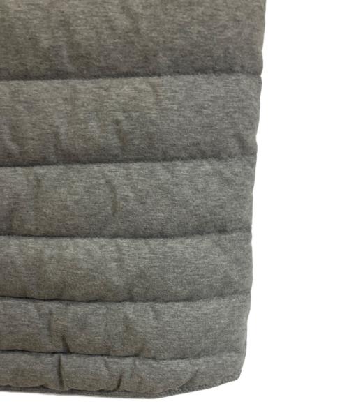 MONCLER（モンクレール）MONCLER (モンクレール) ダウンベスト グレー サイズ:4の古着・服飾アイテム