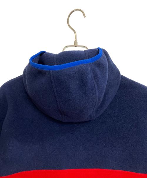Patagonia（パタゴニア）Patagonia (パタゴニア) シンチラスナップT ブルー×レッド サイズ:XSの古着・服飾アイテム