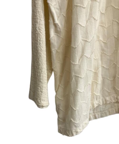 ISSEY MIYAKE me（イッセイ ミヤケ ミー）ISSEY MIYAKE me (イッセイ ミヤケ ミー) 長袖ブラウス ホワイト サイズ:表記なしの古着・服飾アイテム