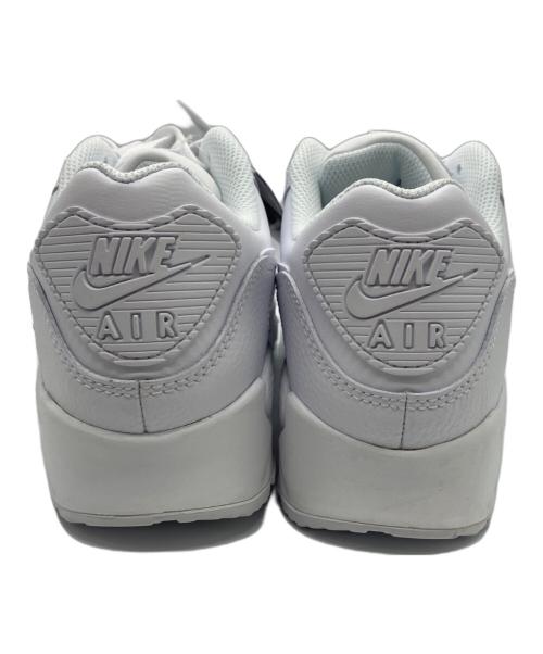 NIKE（ナイキ）NIKE (ナイキ) ローカットスニーカー ホワイト サイズ:26 未使用品の古着・服飾アイテム