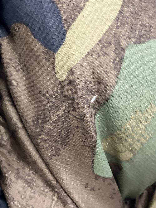 THE NORTH FACE（ザ ノース フェイス）THE NORTH FACE (ザ ノース フェイス) ダウンジャケット カーキ サイズ:Mの古着・服飾アイテム