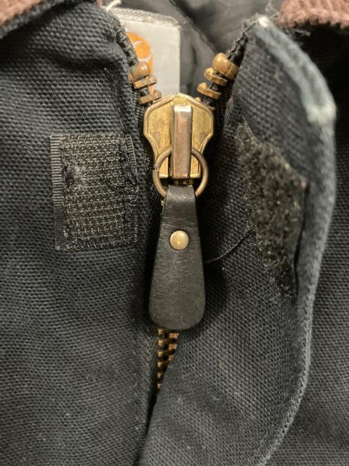 CarHartt（カーハート）CarHartt (カーハート) トラディショナルショートジャケット ブラック サイズ:42の古着・服飾アイテム