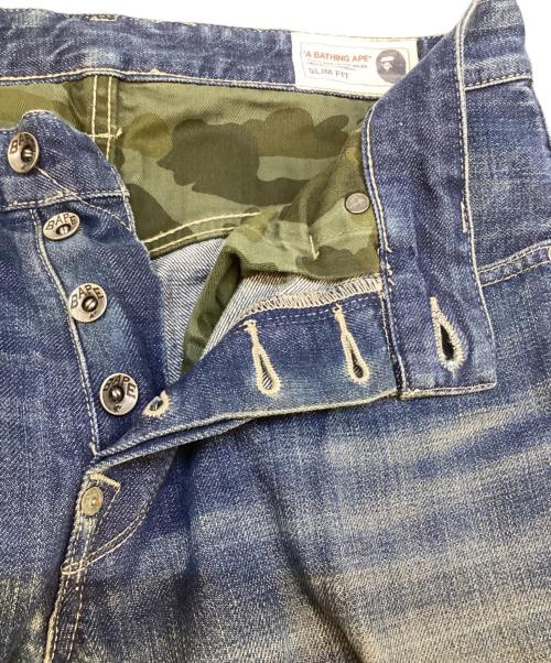A BATHING APE（アベイシングエイプ）A BATHING APE (アベイシングエイプ) デニムパンツ インディゴ サイズ:Mの古着・服飾アイテム