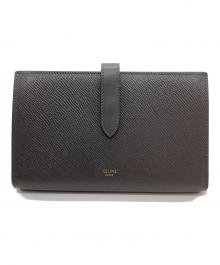 CELINE（セリーヌ）の古着「ラージストラップウォレット」｜グレー