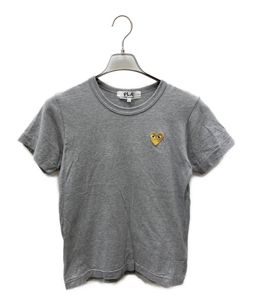 PLAY COMME des GARCONS（プレイコムデギャルソン）PLAY COMME des GARCONS (プレイコムデギャルソン) ゴールド・ハートワッペン・Tシャツ グレー サイズ:Lの古着・服飾アイテム